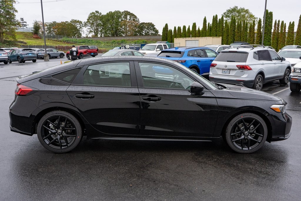 Vehicle image 6 of 27