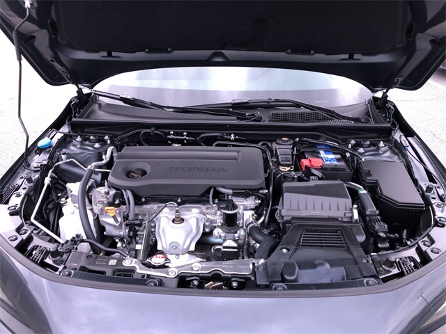 Vehicle image 6 of 14