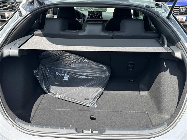 Vehicle image 26 of 30