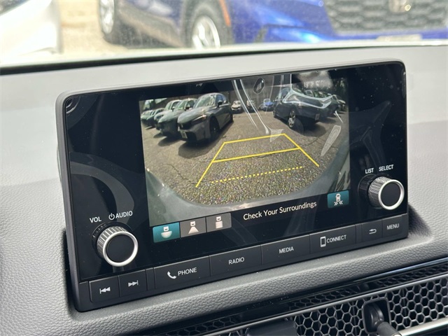 Vehicle image 9 of 30