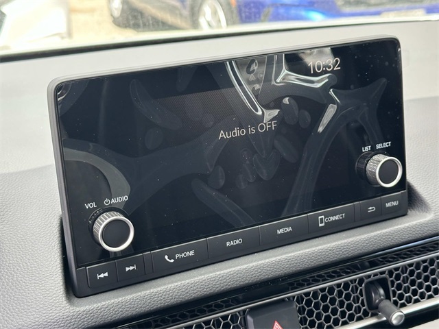 Vehicle image 8 of 30