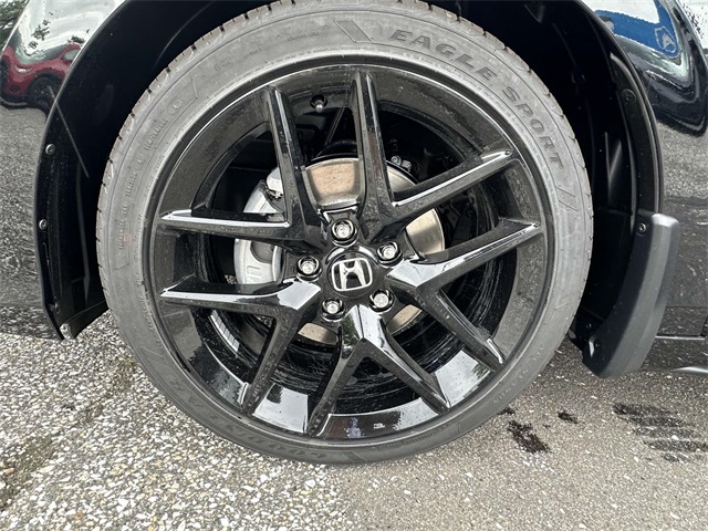Vehicle image 9 of 31