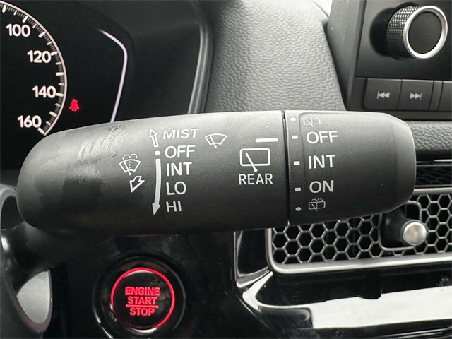 Vehicle image 29 of 31