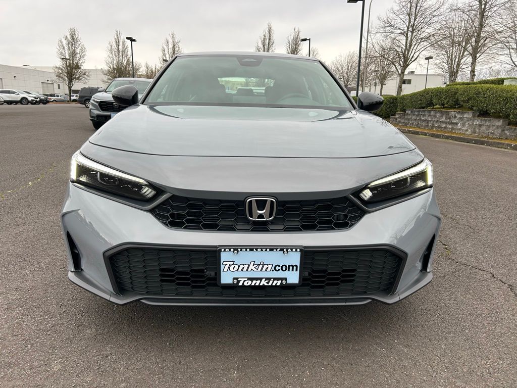 Vehicle image 3 of 28