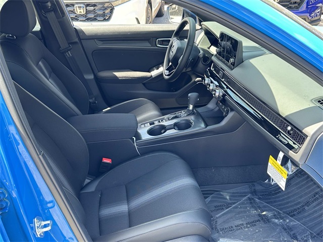 Vehicle image 25 of 30