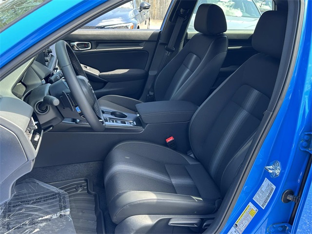 Vehicle image 23 of 30