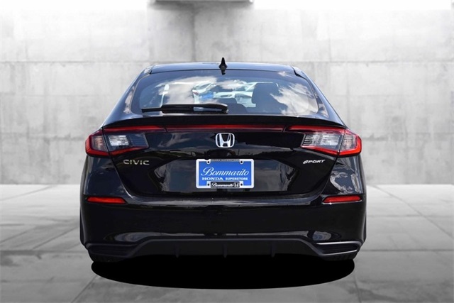 Vehicle image 5 of 23