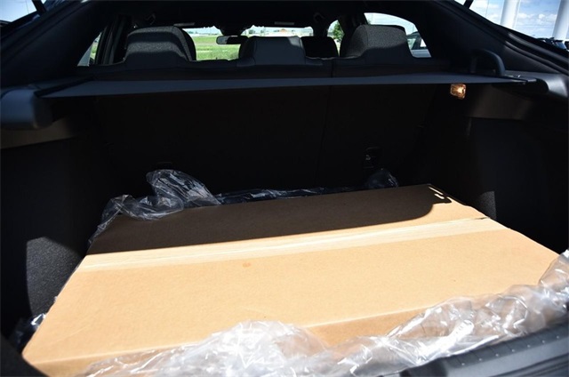 Vehicle image 8 of 23