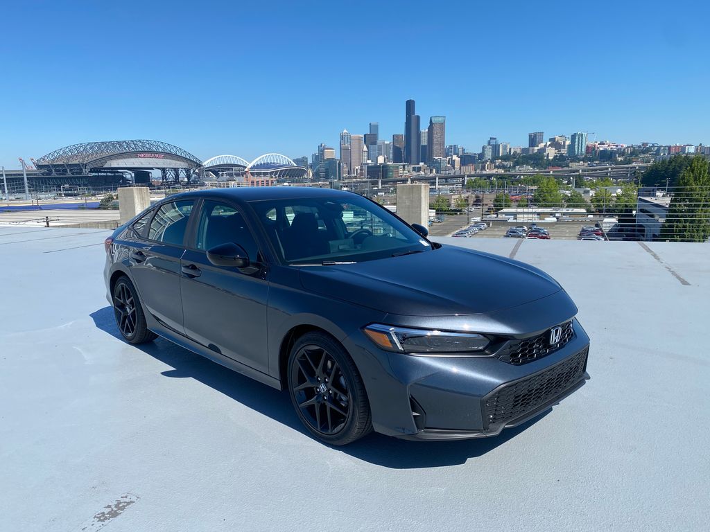 Vehicle image 3 of 19