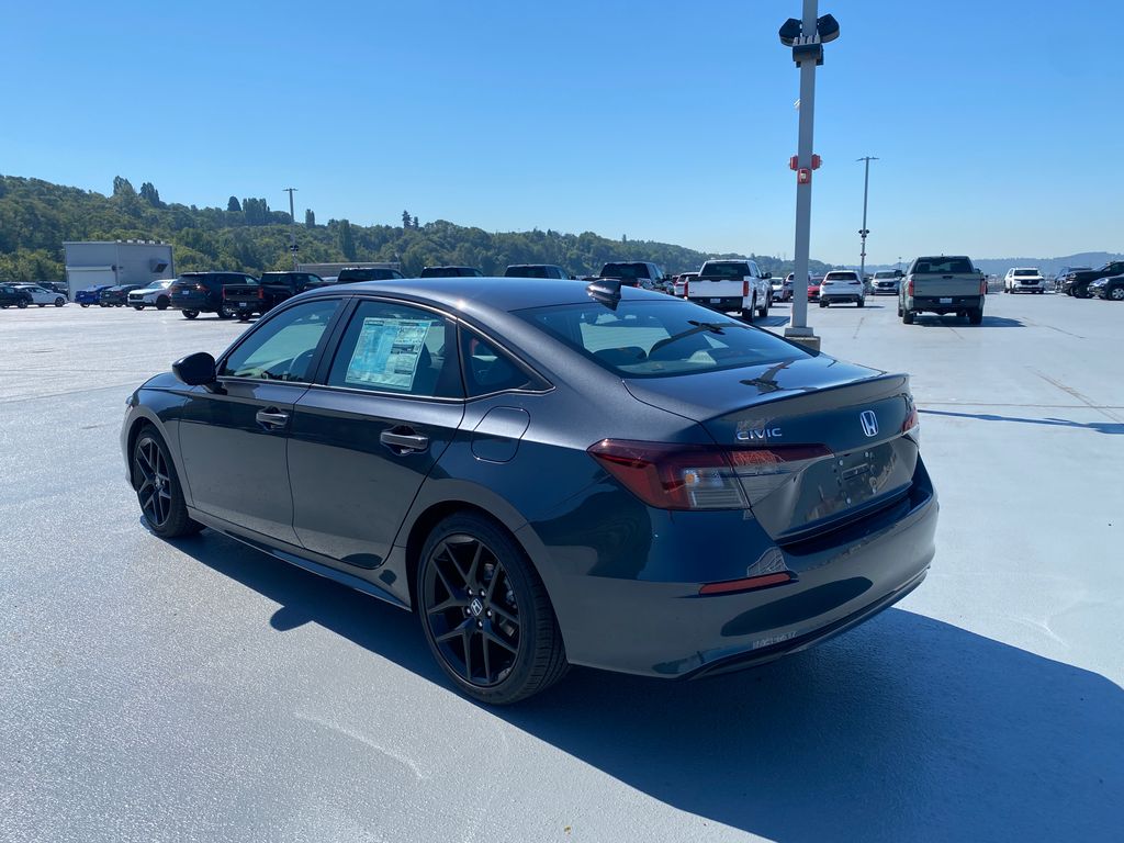 Vehicle image 7 of 19