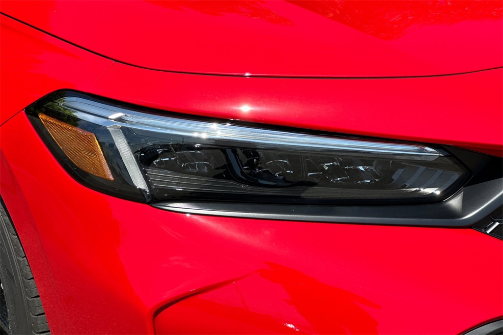 Vehicle image 29 of 31