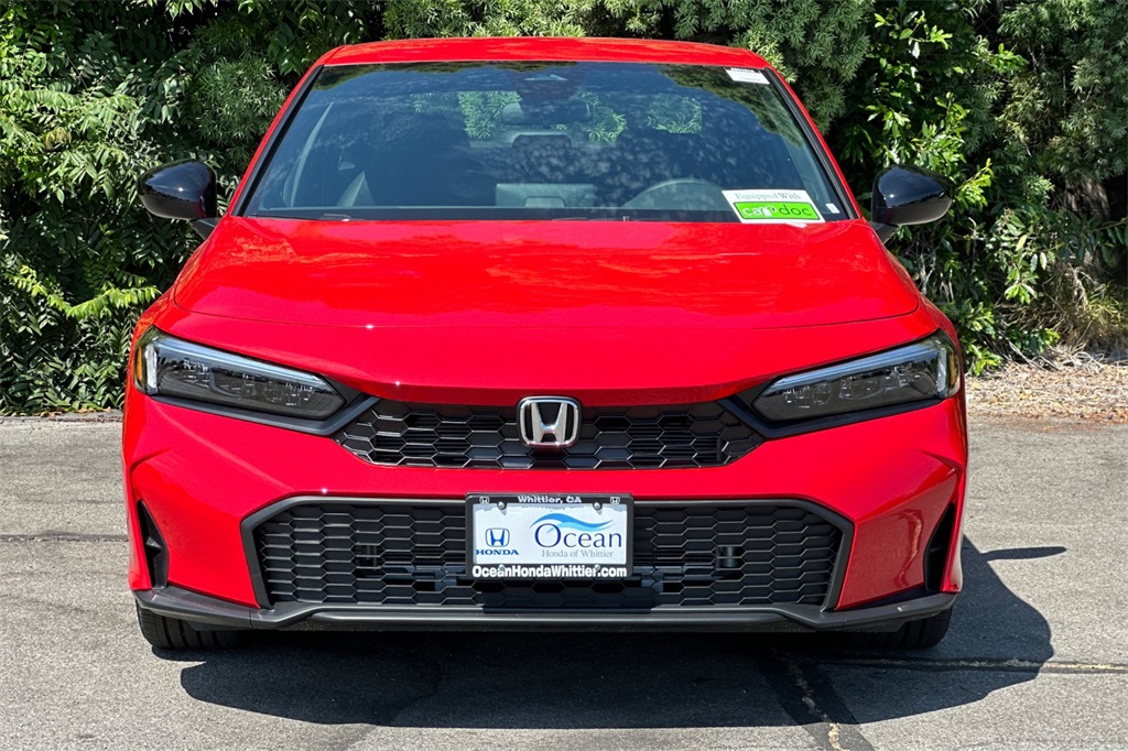 Vehicle image 2 of 31