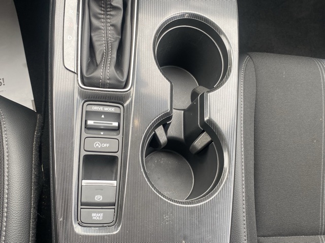 Vehicle image 24 of 35
