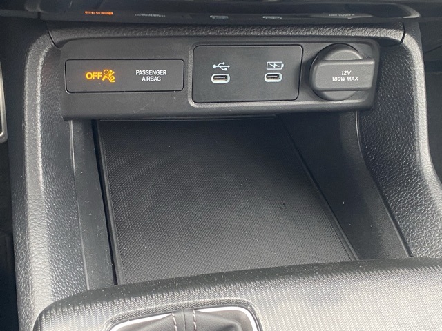 Vehicle image 22 of 35