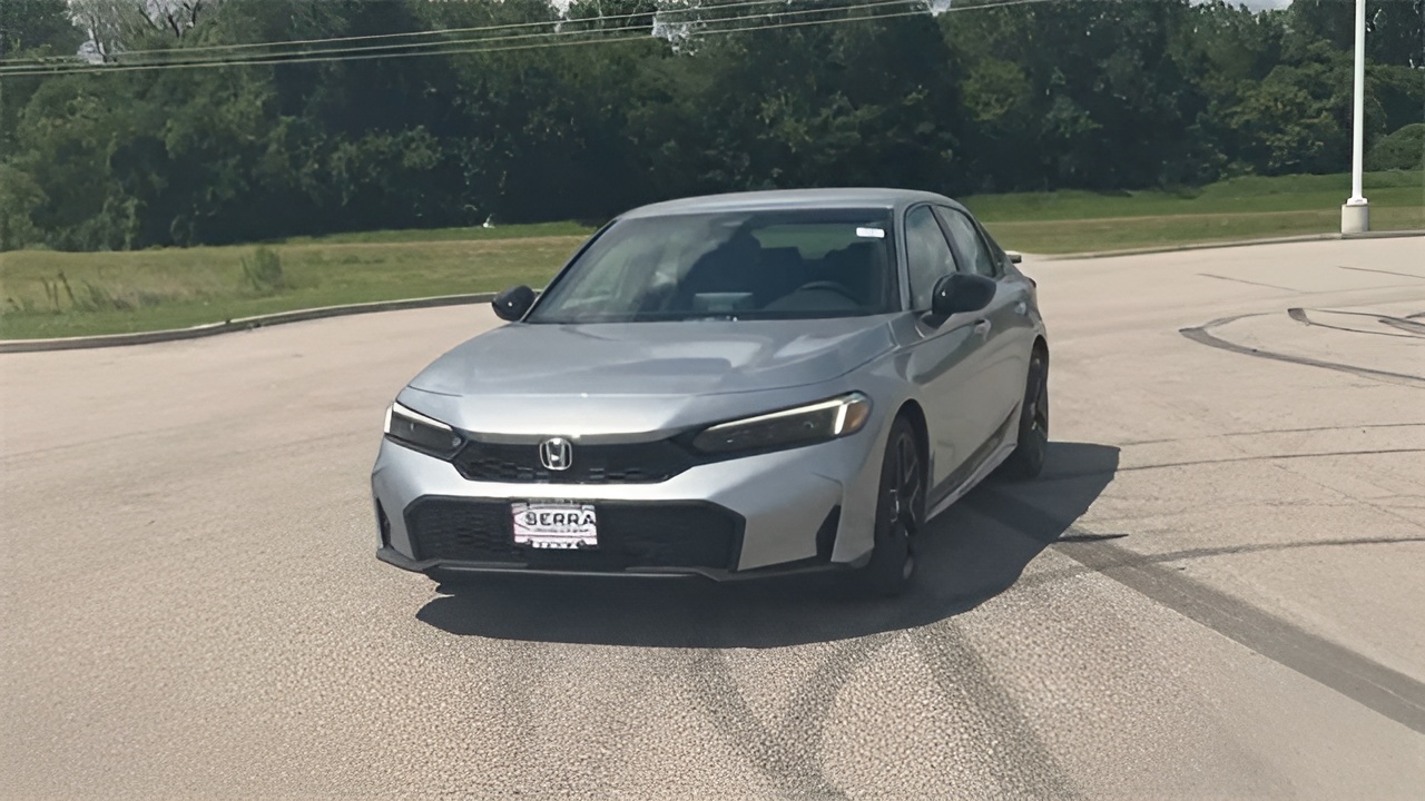 Vehicle image 34 of 48