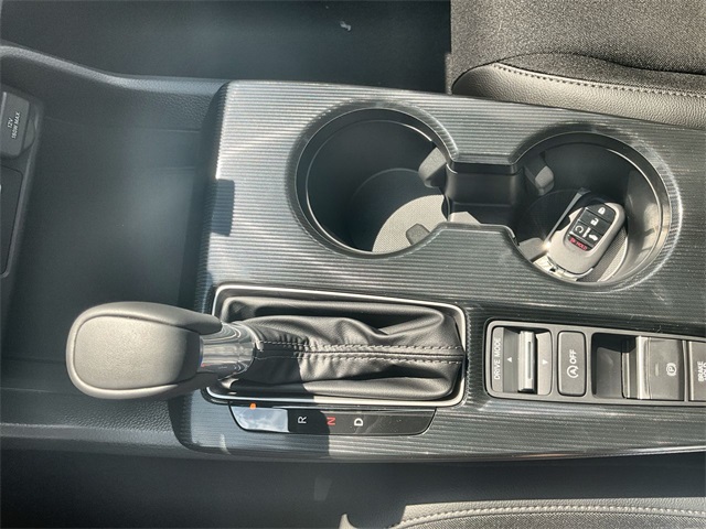 Vehicle image 26 of 48