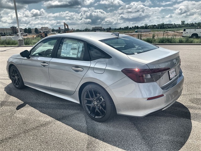 Vehicle image 13 of 48