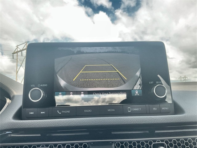 Vehicle image 24 of 48