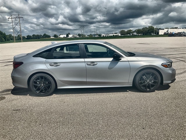 Vehicle image 8 of 48