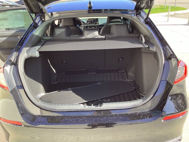 Vehicle image 19 of 20