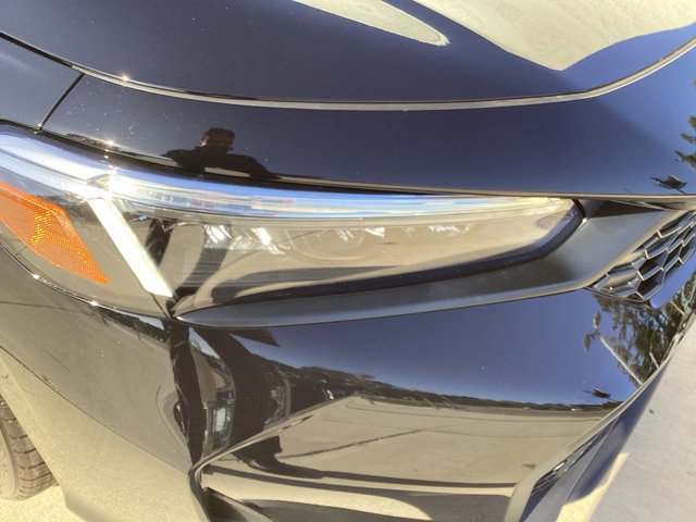 Vehicle image 9 of 20