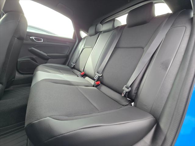 Vehicle image 11 of 20