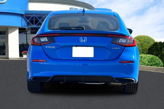 Vehicle image 7 of 26