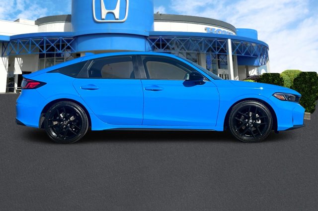 Vehicle image 5 of 26