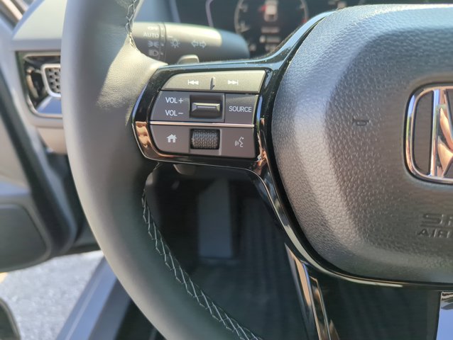 Vehicle image 15 of 29