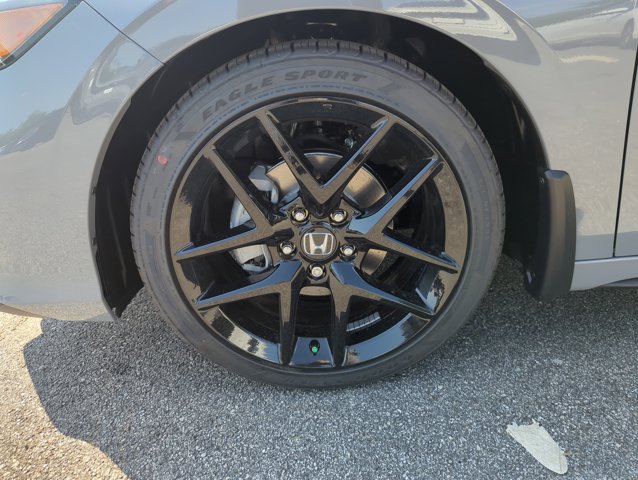 Vehicle image 10 of 29