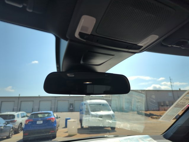 Vehicle image 22 of 29