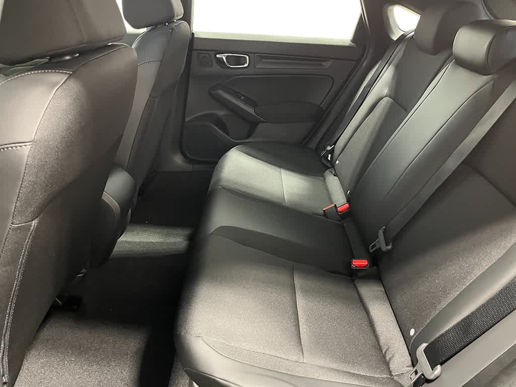 Vehicle image 12 of 25