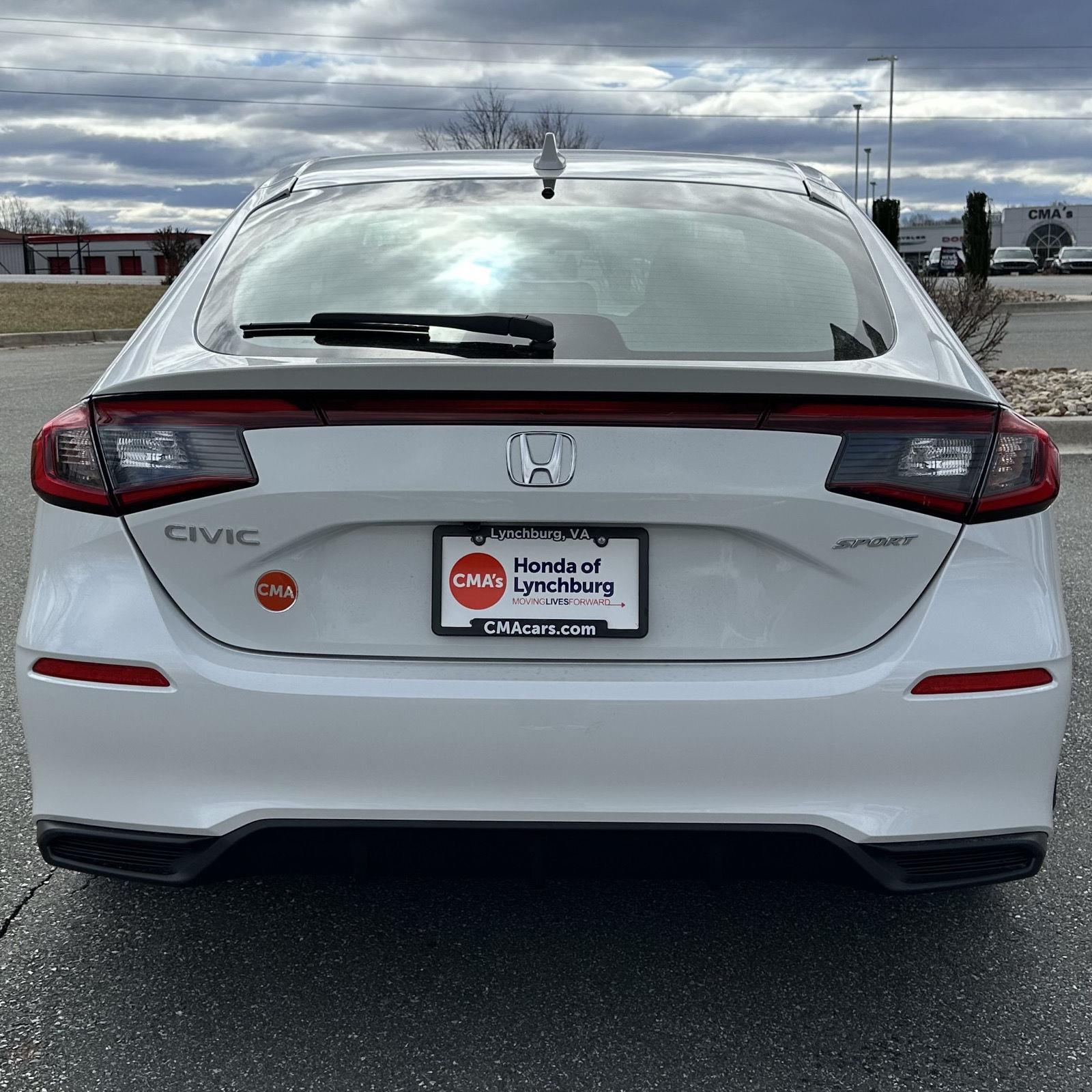 Vehicle image 6 of 29