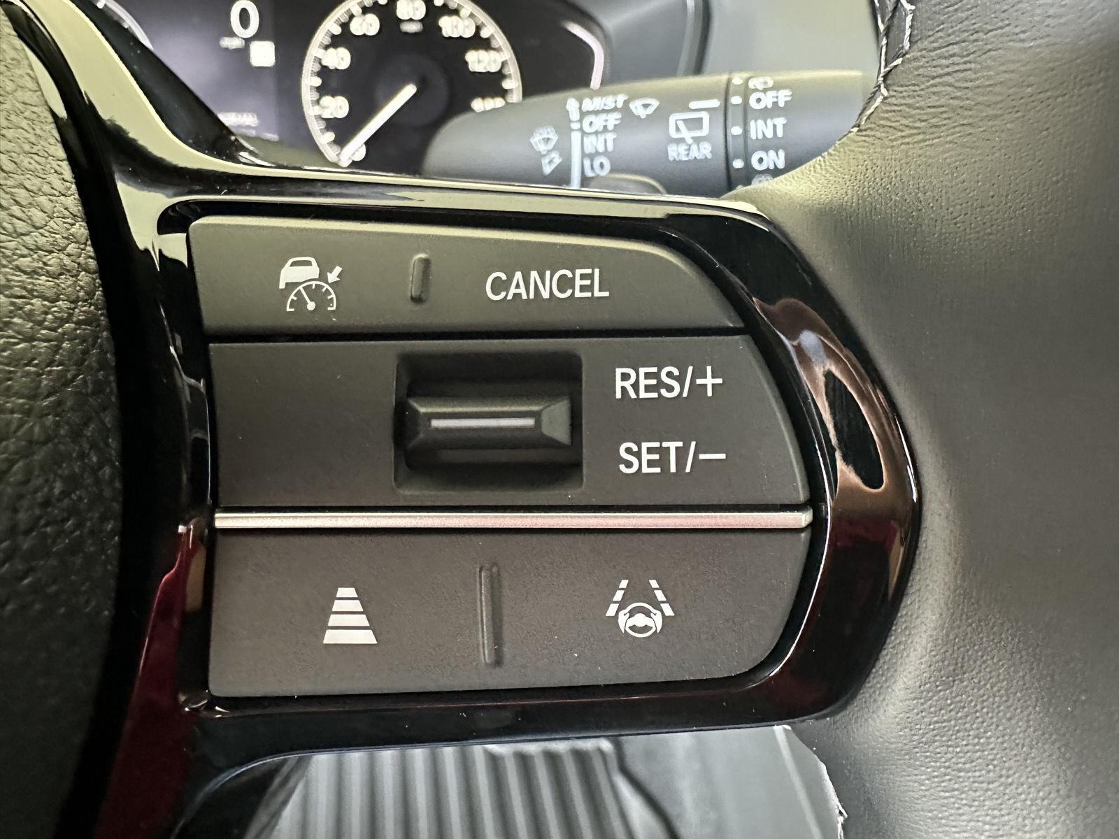 Vehicle image 19 of 29