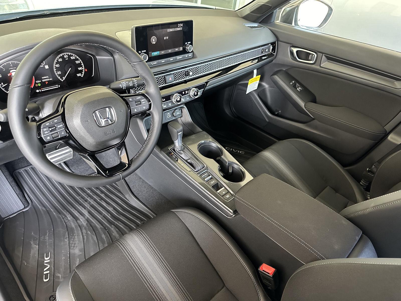 Vehicle image 9 of 29