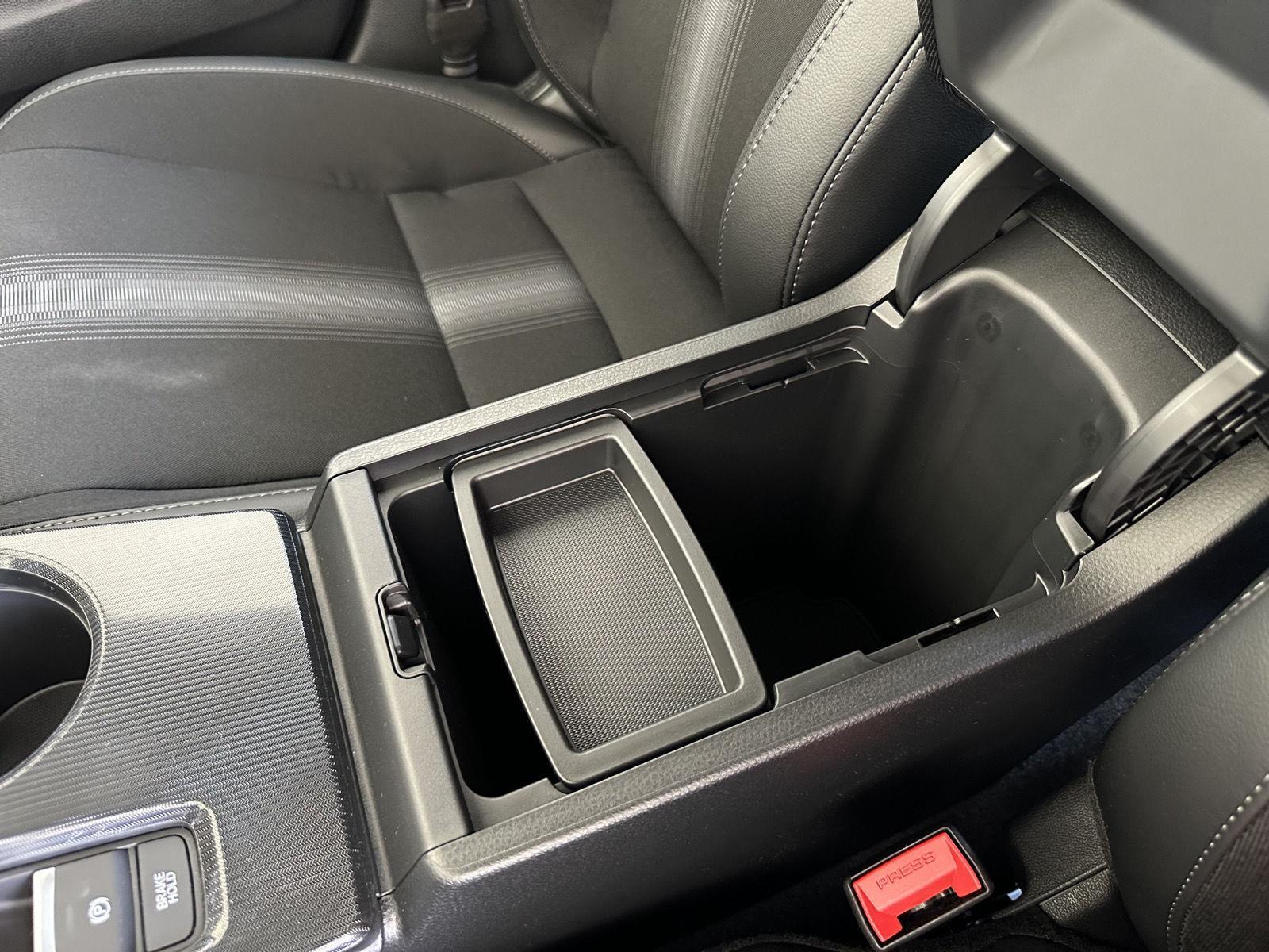 Vehicle image 28 of 29