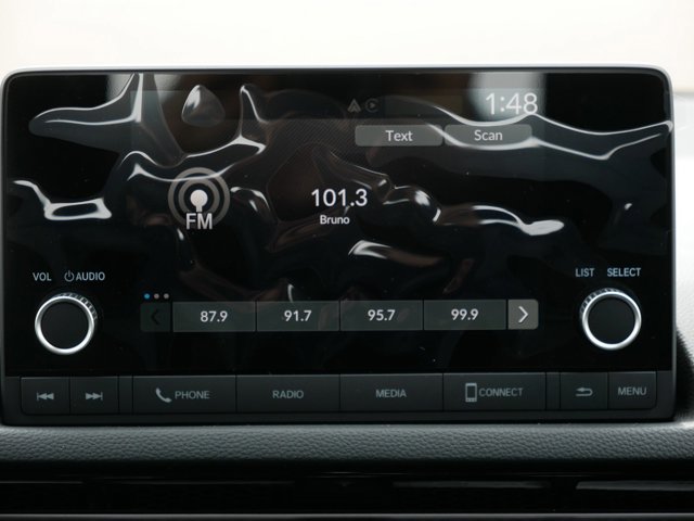 Vehicle image 6 of 10