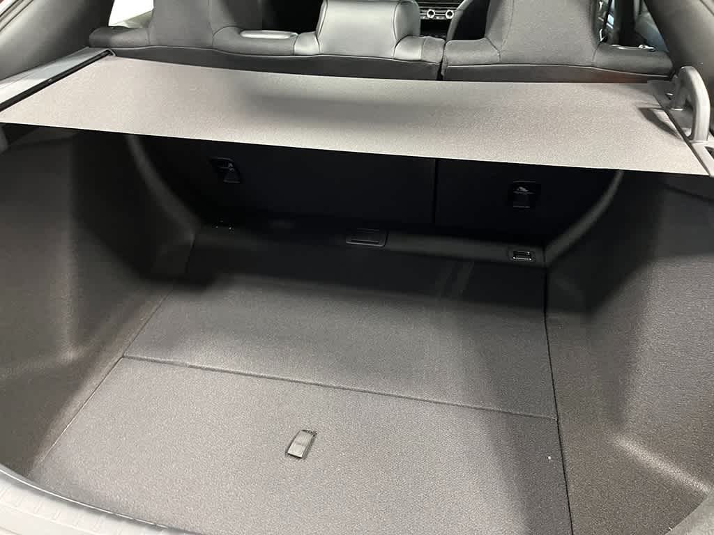 Vehicle image 24 of 25