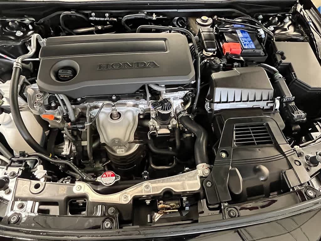 Vehicle image 9 of 25