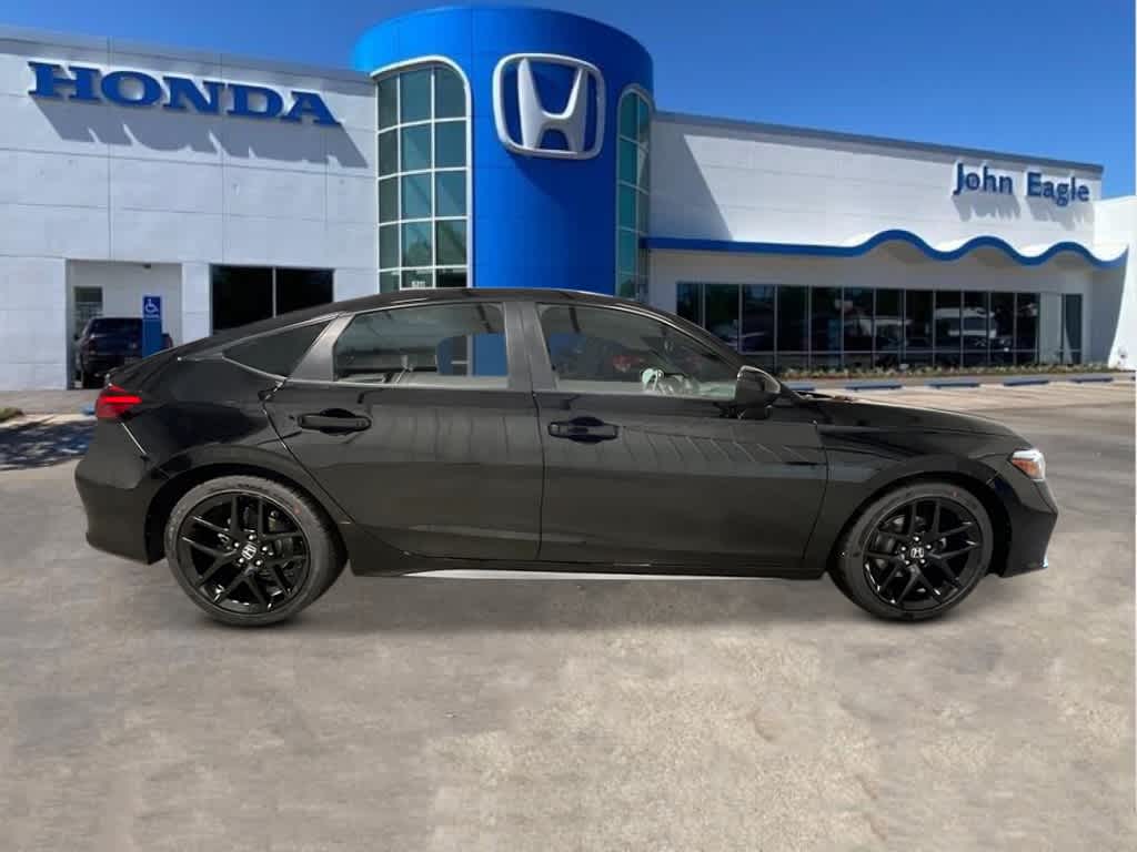 Vehicle image 4 of 25