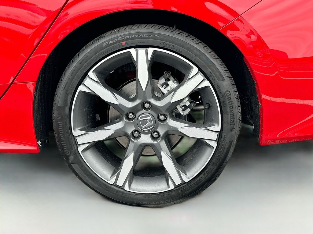 Vehicle image 22 of 23