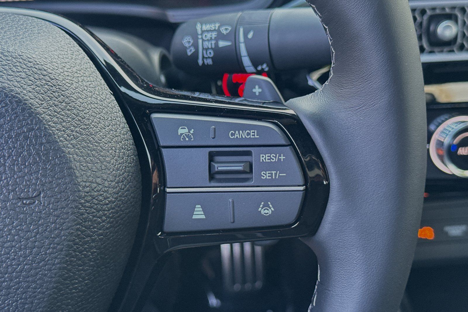 Vehicle image 26 of 31