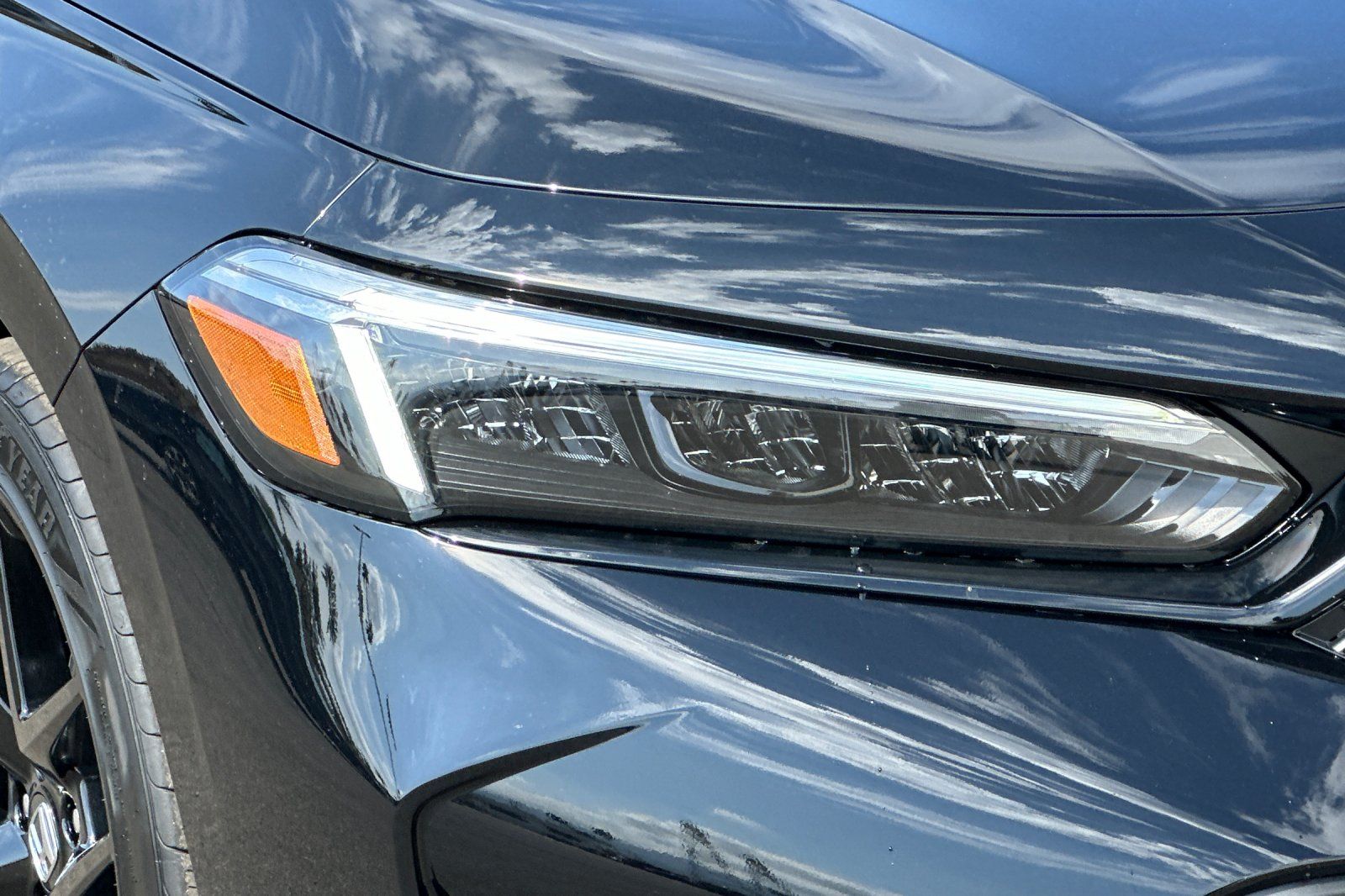 Vehicle image 28 of 31