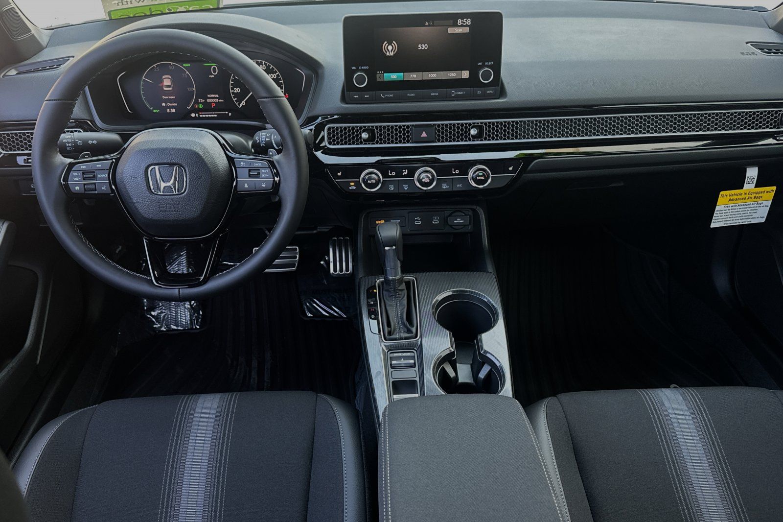 Vehicle image 14 of 31