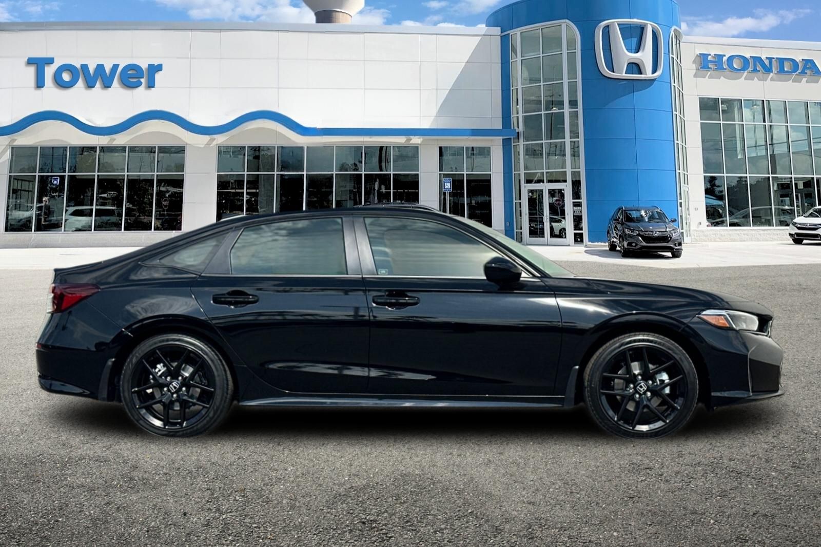 Vehicle image 5 of 31