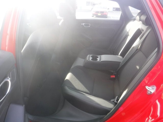 Vehicle image 14 of 23