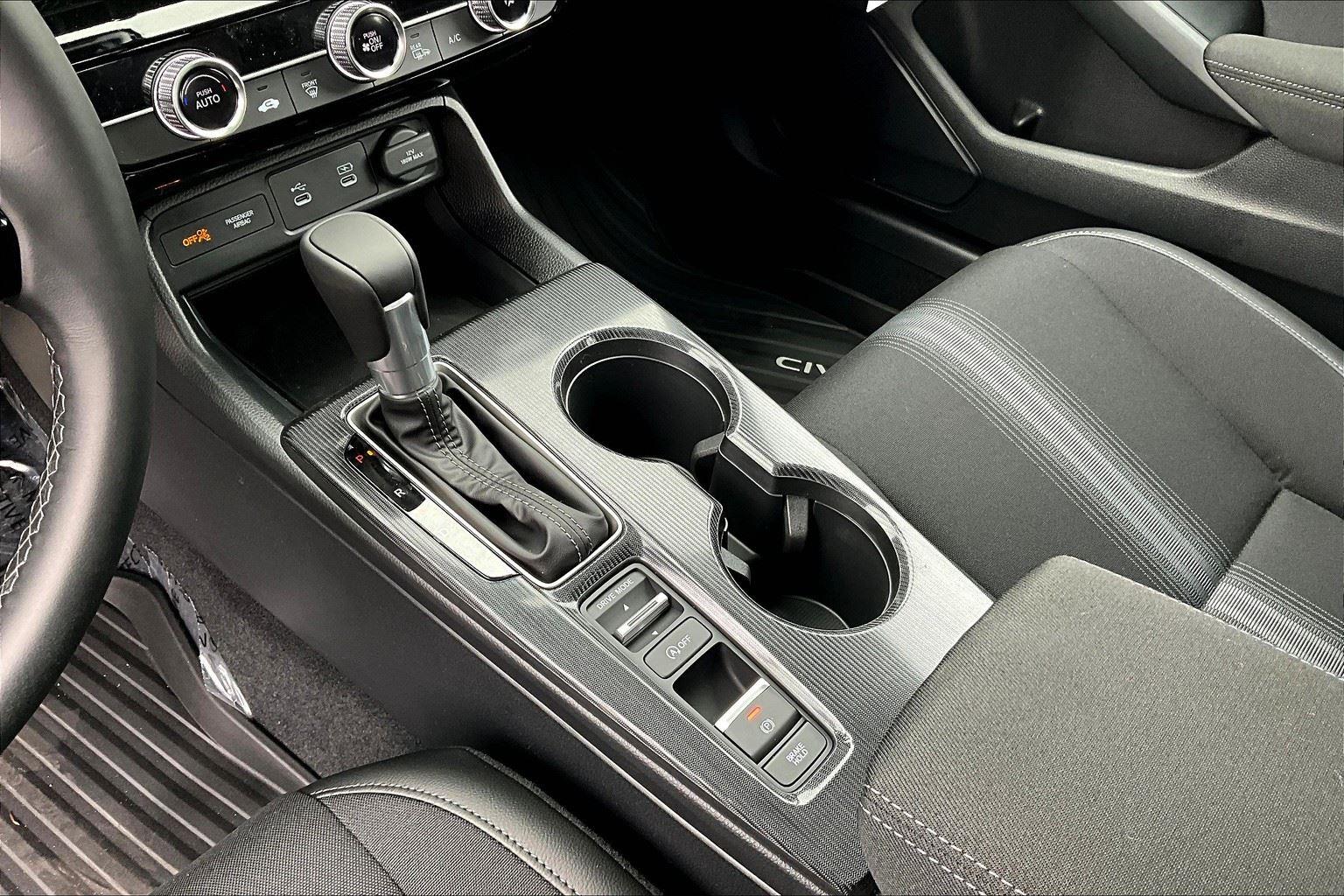 Vehicle image 10 of 26