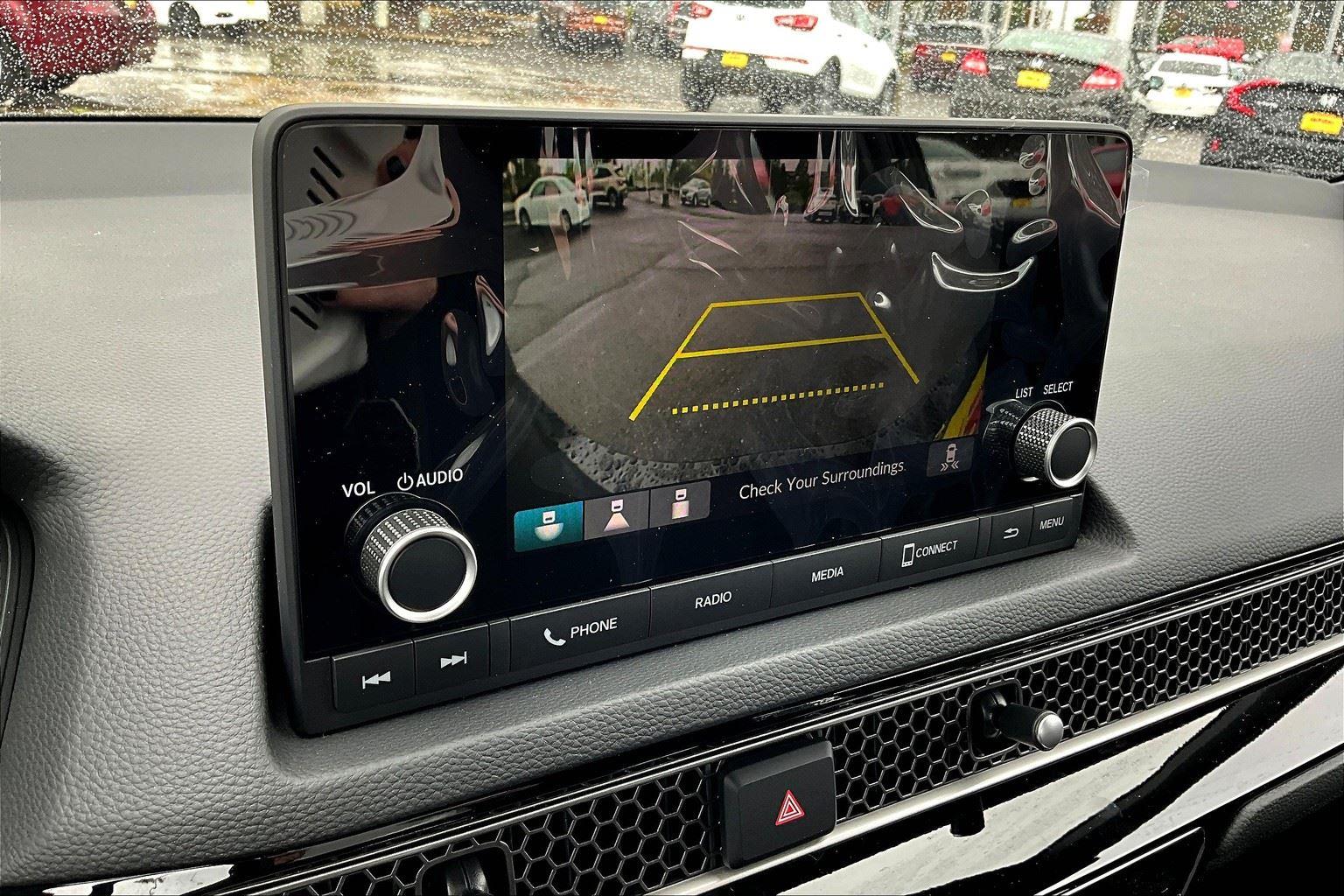 Vehicle image 20 of 26