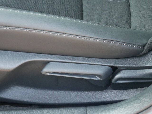 Vehicle image 10 of 24