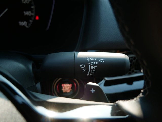 Vehicle image 15 of 24